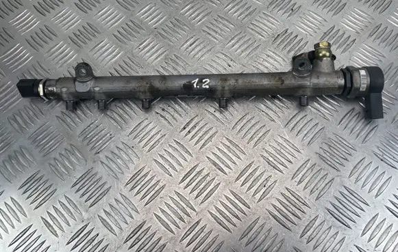 Mercedes-Benz C W203 Fuel main line pipe A6460701195 032627 0445214149