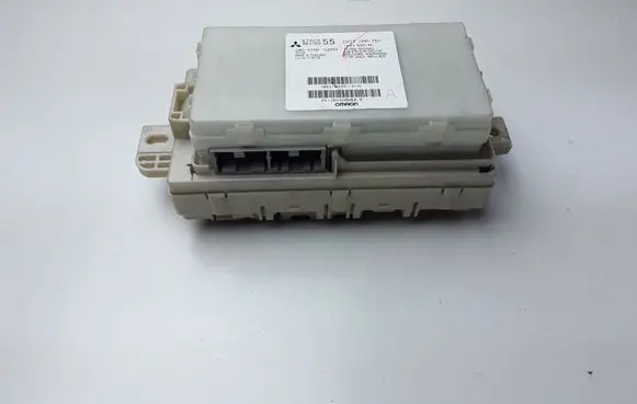 Mitsubishi L200 Other control units/modules 8637B255