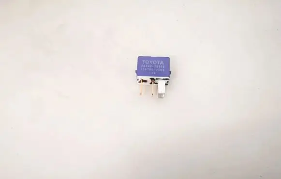 Toyota Avensis T250 Other relay 2830028010 28300-28010