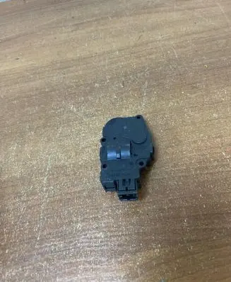 Mercedes-Benz R W251 Intake manifold valve actuator/motor 410475520 92988300