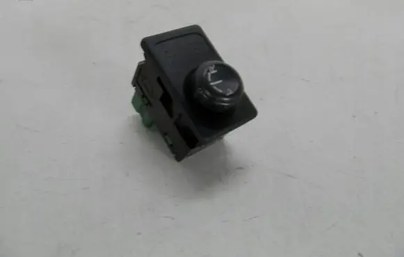 Nissan Primera Wing mirror switch 