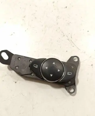 Mercedes-Benz E W211 Wing mirror switch 2118215779 03211035