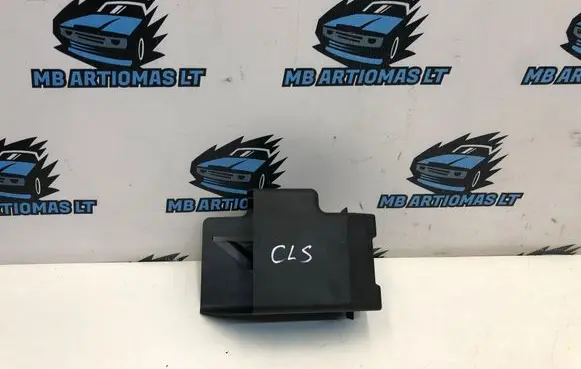 Mercedes-Benz CLS C219 Other interior part A2118050014