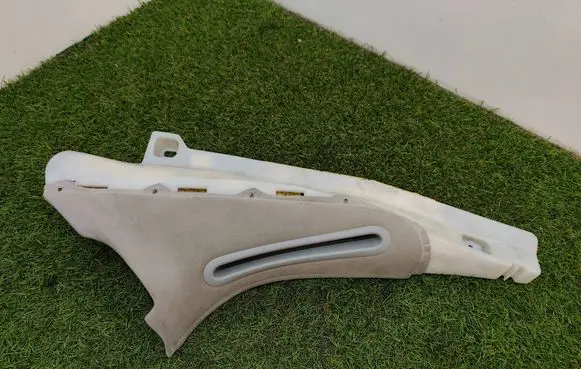 Mercedes-Benz S W221 (C) pillar trim A2216903725