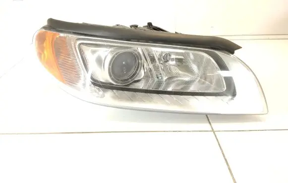 Volvo S80 Headlight/headlamp 31214169
