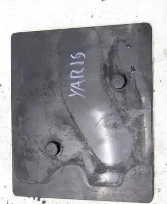 Toyota Yaris Battery bracket 4567