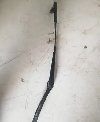 BMW X3 F25 Front wiper blade arm LHD7213271