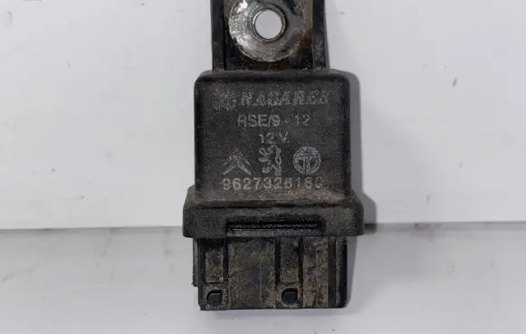 Citroen C3 Other relay 9627326180