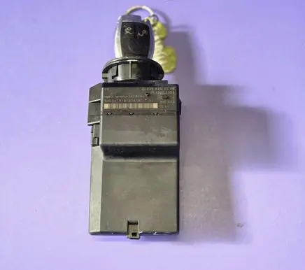 Mercedes-Benz Vito Viano W639 Ignition lock 6395450508 33002303 791606182