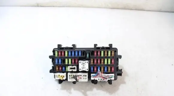 Infiniti Q50 Fuse box set