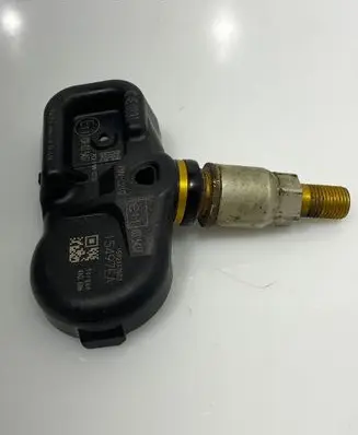 Nissan Qashqai Tire pressure sensor 10R035437