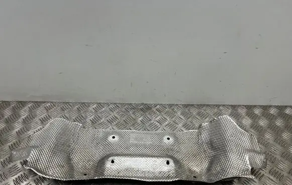 BMW M5 F90 Exhaust heat shield 8071591