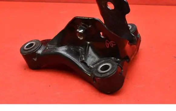 Tesla Model Y Engine mount vacuum valve 111023200C