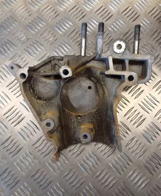 Alfa Romeo Giulietta Engine mounting bracket 55206168