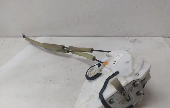 Mazda CX-5 Front door lock KD53