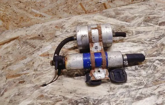 Mercedes-Benz S W140 In-tank fuel pump A0004706094