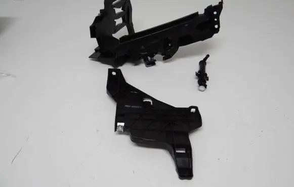 Audi Q5 SQ5 Headlight/headlamp mounting bracket 8R0805607 8R0941453A 8R0955101A