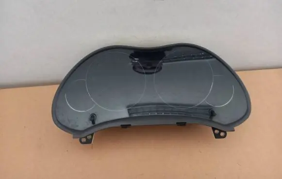 Toyota Avensis T250 Speedometer (instrument cluster) 8380005530H MB2574109765