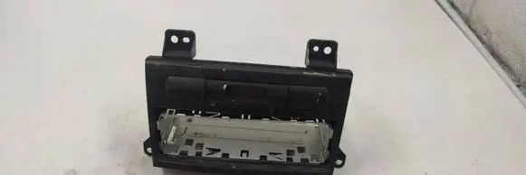 Mazda MPV II LW Radio/GPS head unit trim 