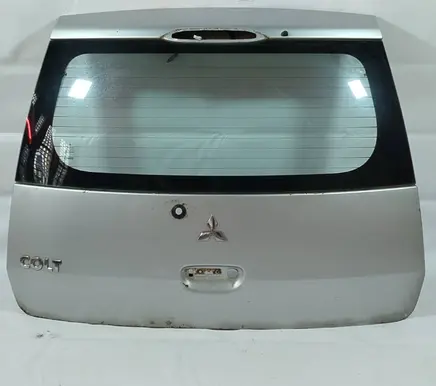 Mitsubishi Colt Tailgate/trunk/boot lid
