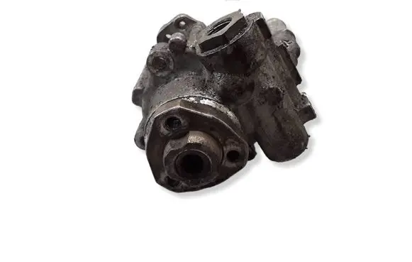 Volkswagen Polo Power steering pump