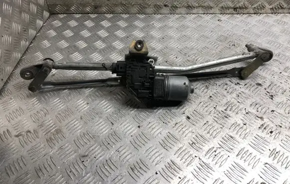Audi A4 S4 B7 8E 8H Front wiper linkage and motor 8E1955119 0390241509