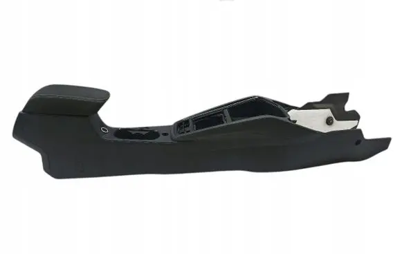 Skoda Scala Center console 
