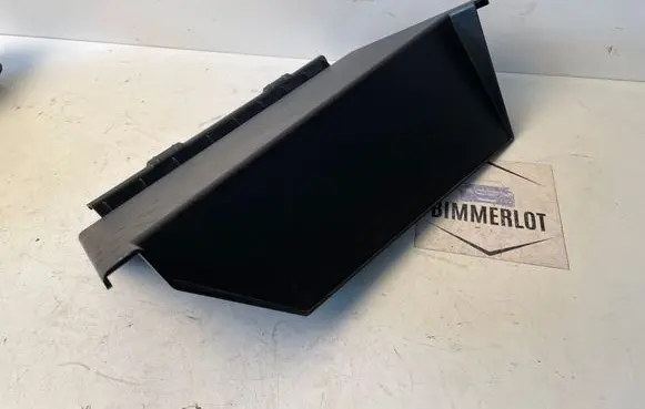 BMW 5 G30 G31 Other trunk/boot trim element 7378506