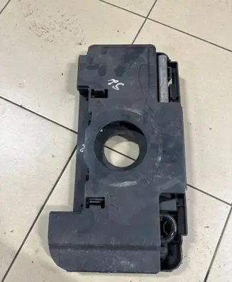Audi A5 8T 8F Rear bumper row hook cap/cover 8813685