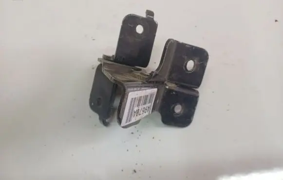 Mazda CX-7 Rear door lower hinge