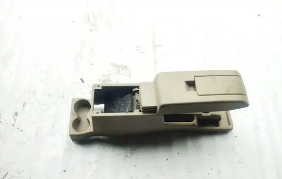 Dodge Caliber Armrest 