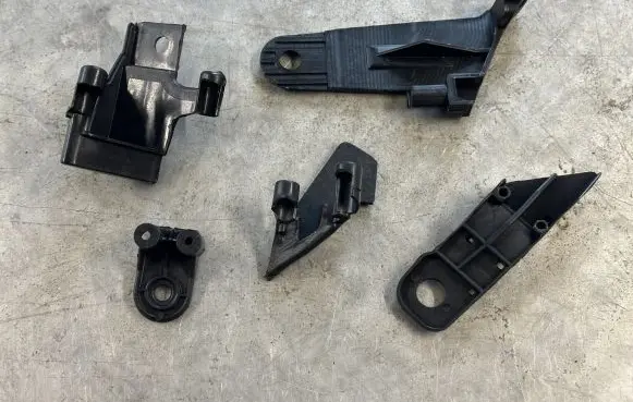 Dacia Duster II Headlight/headlamp mounting bracket 5903107568907