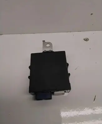 Toyota Land Cruiser (J100) Window wiper relay 8594360030 623257000