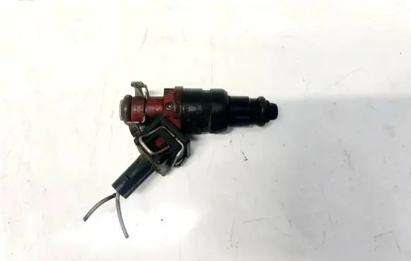 Mercedes-Benz CLK A208 C208 Fuel injector 0000788523