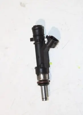 Audi A6 S6 C6 4F Fuel injector 06E133551 0280158053