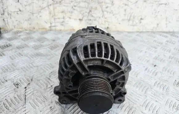 Volkswagen Golf IV Generator/alternator 0986045340