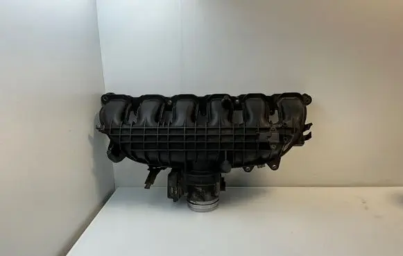 BMW 5 GT F07 Intake manifold 757691108 10091710845 7576911