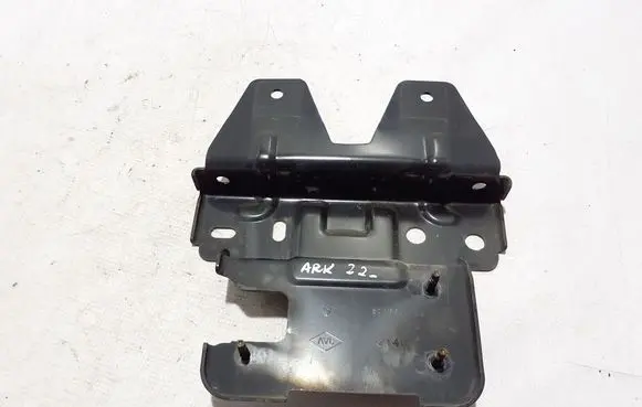 Other engine bay part