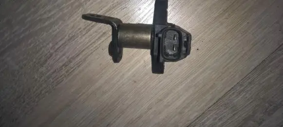 Camshaft position sensor