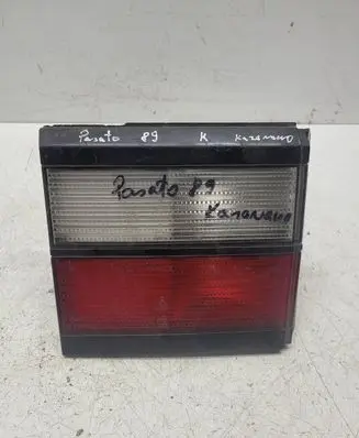 Tailgate rear/tail lights
