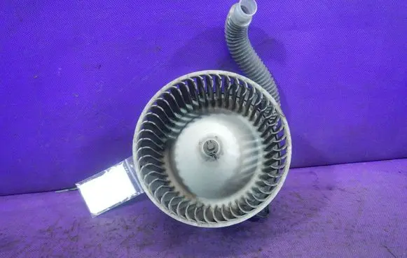 Mazda 323 Heater fan/blower