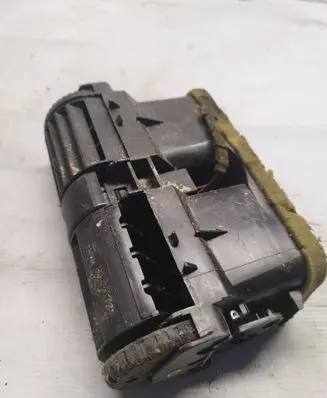 Opel Astra G Hazard light switch 90560344