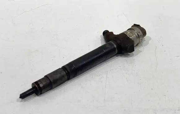Fuel injector
