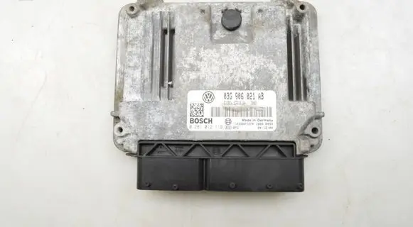 Volkswagen Golf V Engine control unit/module 03G906021AB