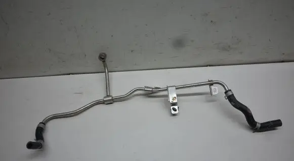 Engine coolant pipe/hose