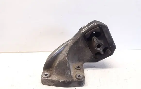 Land Rover Discovery 3 - LR3 Engine mount bracket 52090309AD