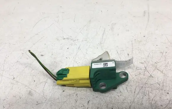 Volkswagen PASSAT B6 Airbag deployment crash/impact sensor 3C0909606
