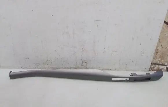 Toyota Avensis T250 Dashboard glove box trim 