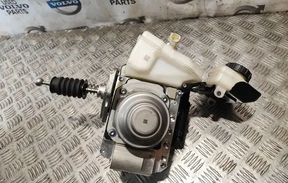 Volvo XC90 ABS Pump 32256079