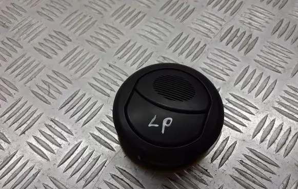 Fiat Fiorino Dashboard side air vent grill/cover trim 07354610760